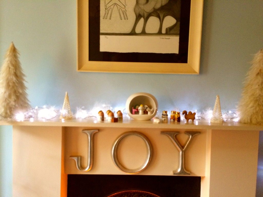 Decorating a Georgian house for Christmas