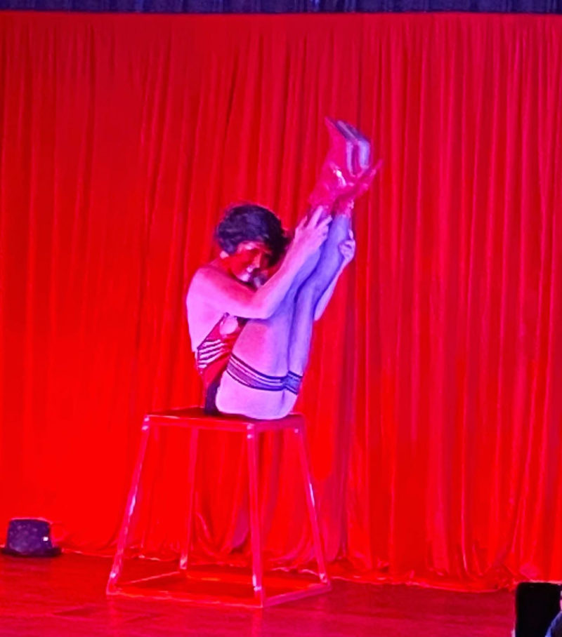 ooh la la burlesque