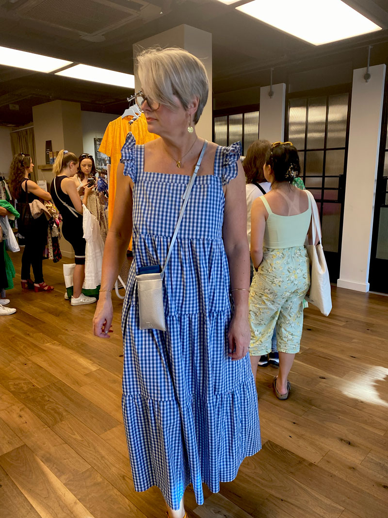 Midlifechic retail reviews
