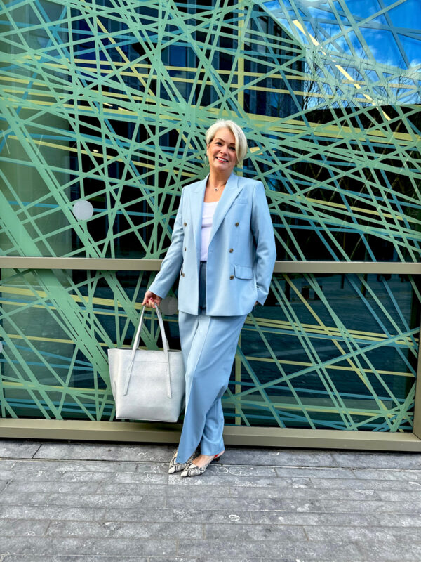 Nikki Garnett Midlifechic