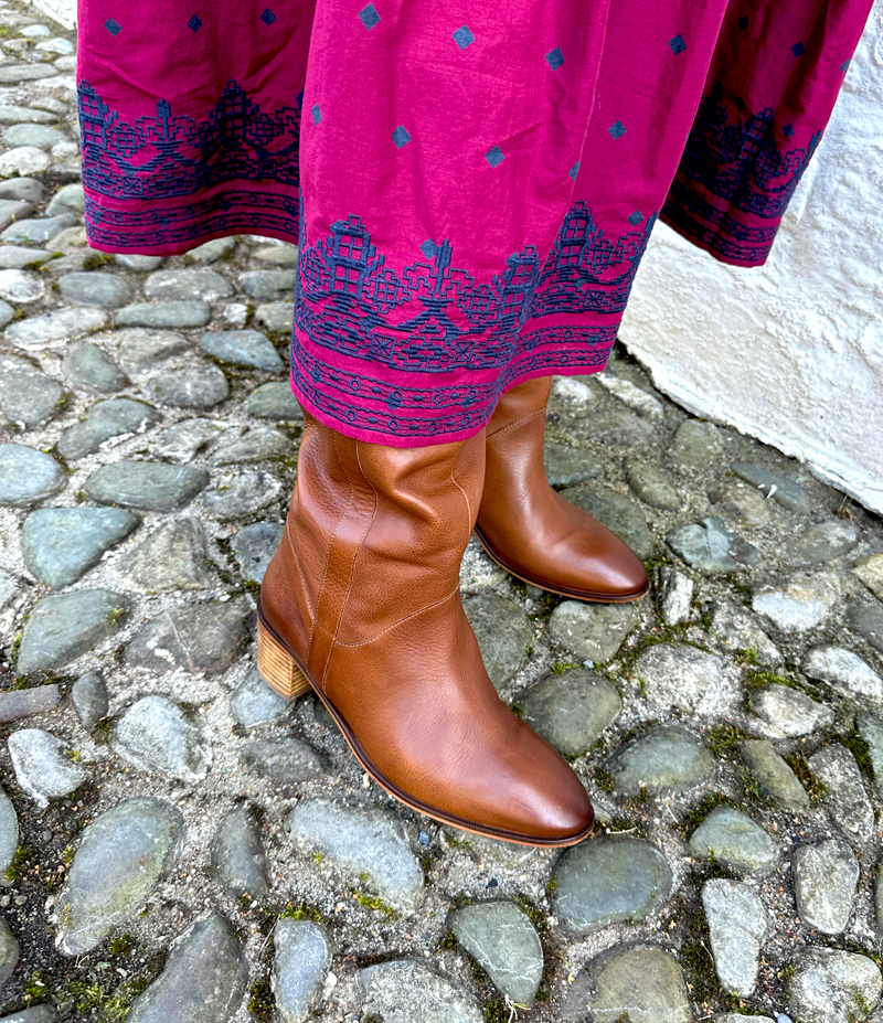 casual chic for country life