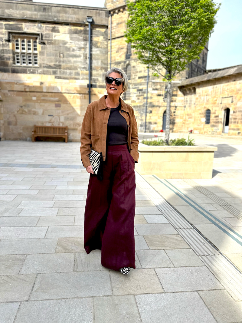 JL-cocoa-2 Women over 50 summer outfits